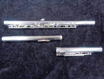 Photo NEW Verne Q Powell Signature Series Professional Flutes