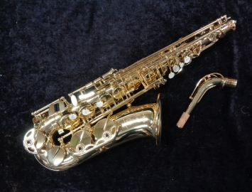 Photo New Selmer Paris AXOS Professional Alto Sax in Gold Lacquer