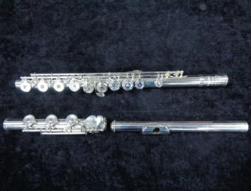 Photo New Haynes Amadeus AF780 Sterling Silver Flute