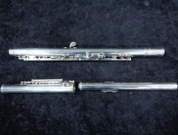 Photo New Haynes Amadeus AF780 Sterling Silver Flute