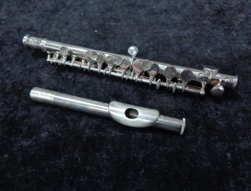 Photo C.G. Conn Ltd 40P Student Metal Piccolo, Serial #294324