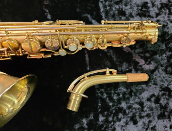 Photo 1925 Vintage Buescher True-Tone Alto Sax in Gold Plate #172607