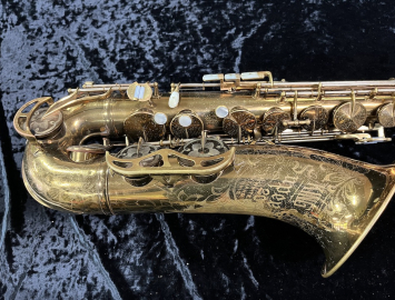 Photo First Series King Super 20 Pearl Side Key Tenor Sax in Original Lacquer # 278721