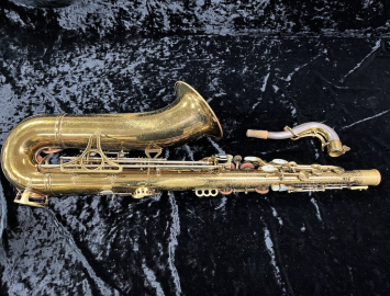 Photo First Series King Super 20 Pearl Side Key Tenor Sax in Original Lacquer # 278721