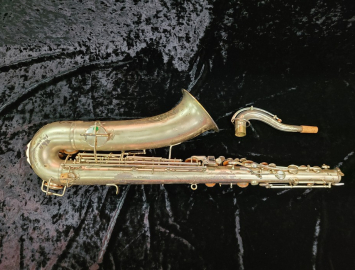 Photo Vintage Buescher True-Tone Tenor Sax in Satin Silver Plate #128706