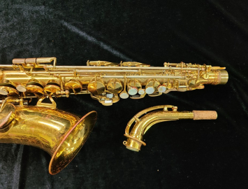 Photo Vintage King Zephyr Series II Alto Saxophone in Gold Lacquer #356457