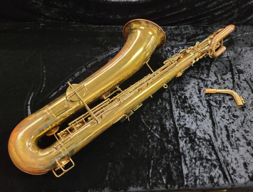 Photo Vintage Buescher True-Tone Baritone Sax in Gold Lacquer #235397 - Repair Tech Special