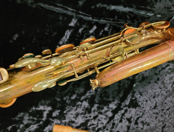 Photo Vintage Buescher True-Tone Baritone Sax in Gold Lacquer #235397 - Repair Tech Special