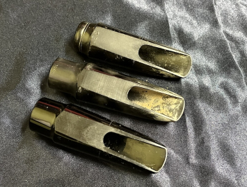 Photo Lot of 3 Alto Sax Mouthpieces - Babbitt, Woodwind Co NY, Yanagisawa