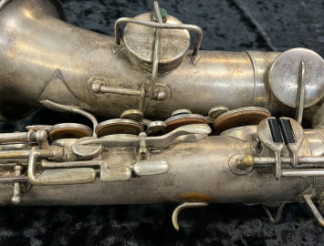 Photo Vintage Lyon and Healy Ambassador Professional Silver Plate Alto Sax, Serial #11215