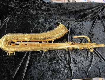 Photo Gold Plated Vintage CG Conn Bari Sax w/ Lynn Osborne Custom Engraving # 36176