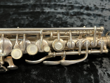 Photo Original Silver CG Conn 'Chu Berry' Curved Soprano Saxophone - Serial # 185171