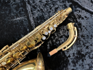 Photo First Series King Zephyr Alto Saxophone - Serial # 196984