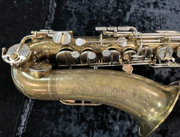 Photo Vintage Martin Handcraft Committee II Alto Sax – Lion and Crown, Serial #132028