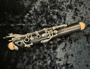 Photo Buffet Crampon R13 A Clarinet, Serial #95827 – 1960's