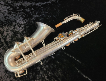 Photo GORGEOUS Buescher 140 Silver Post 'B' Aristocrat Alto with Gold-Wash Bell #336915 - As-Is