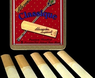 Photo Alexander Classique Reeds for Eb Alto Sax