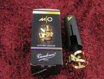 Photo Vandoren M|O Ligature for Eb Alto Sax - Multiple Finishes Available