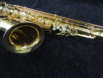 Photo P. Maruiat System 76 Gold Lacquer Tenor Sax