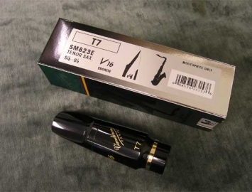 Photo New Vandoren V16 Ebonite Tenor Sax Mouthpieces