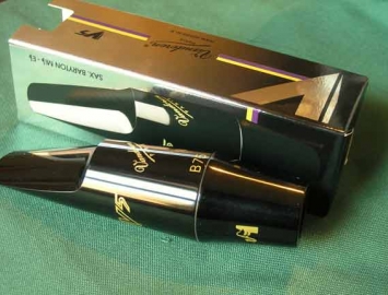 Photo New Vandoren V5 & V5 Jazz Mouthpieces for Bari Sax